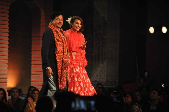 Shatrughan Sinha with her daughter Sonakshi Sinha