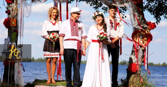 POPULAR WEDDING FASHION AROUND THE WORLD